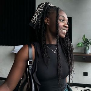 Meet your Posher, Aminata